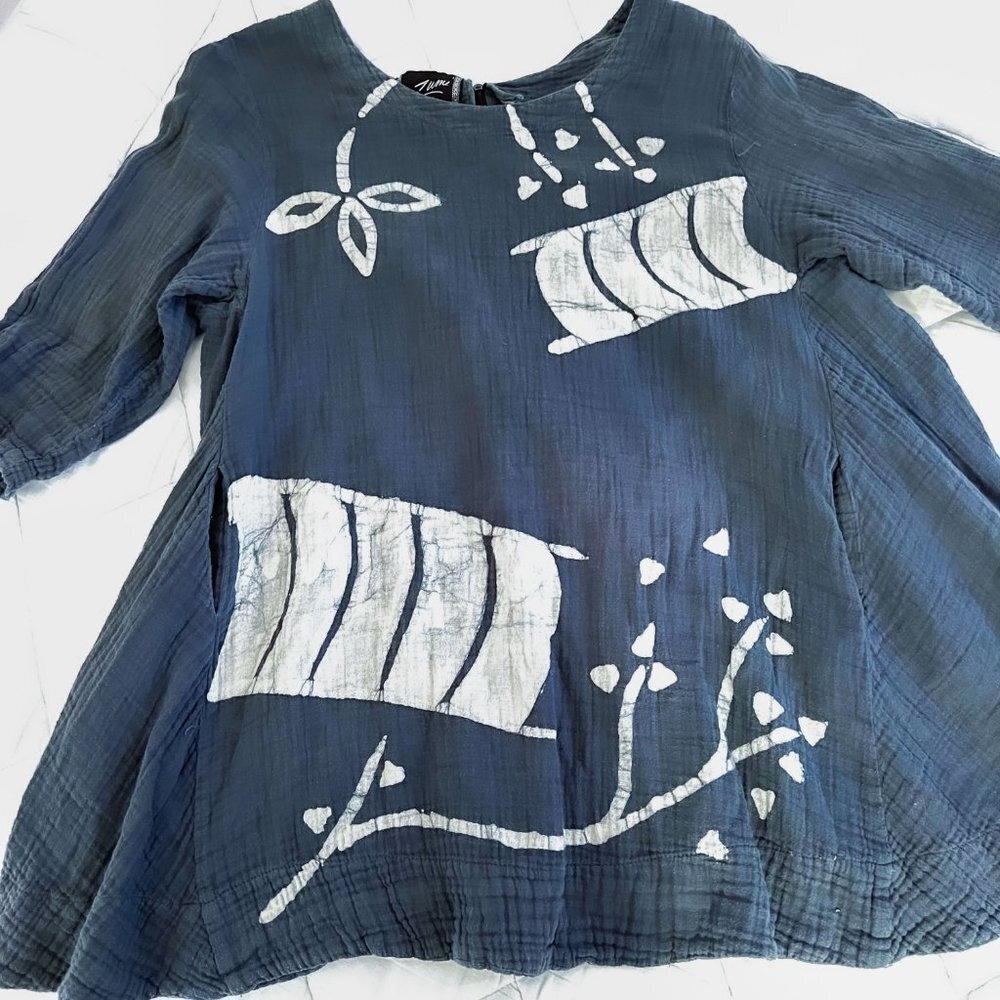 Zumi Cotton Gauze Abstract Painted Swing Top with Pockets Size Large/Extra Large